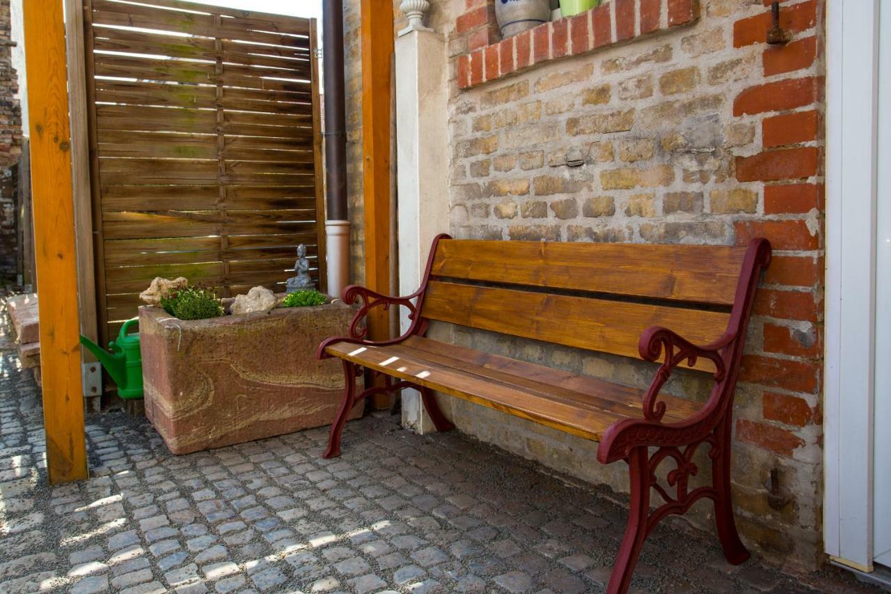 Historic Farmhouse In Apartment *