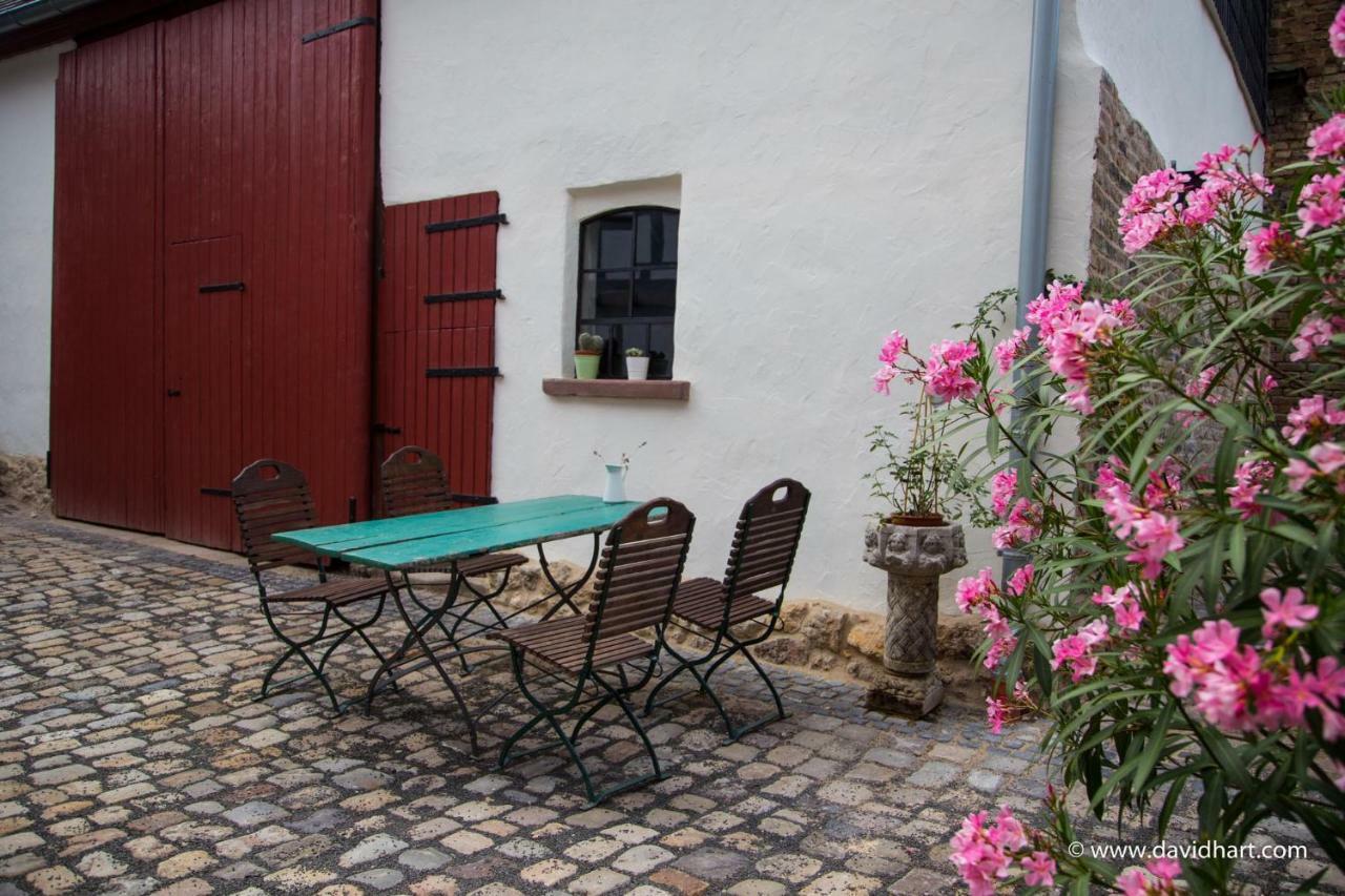 Historic Farmhouse In Apartment *